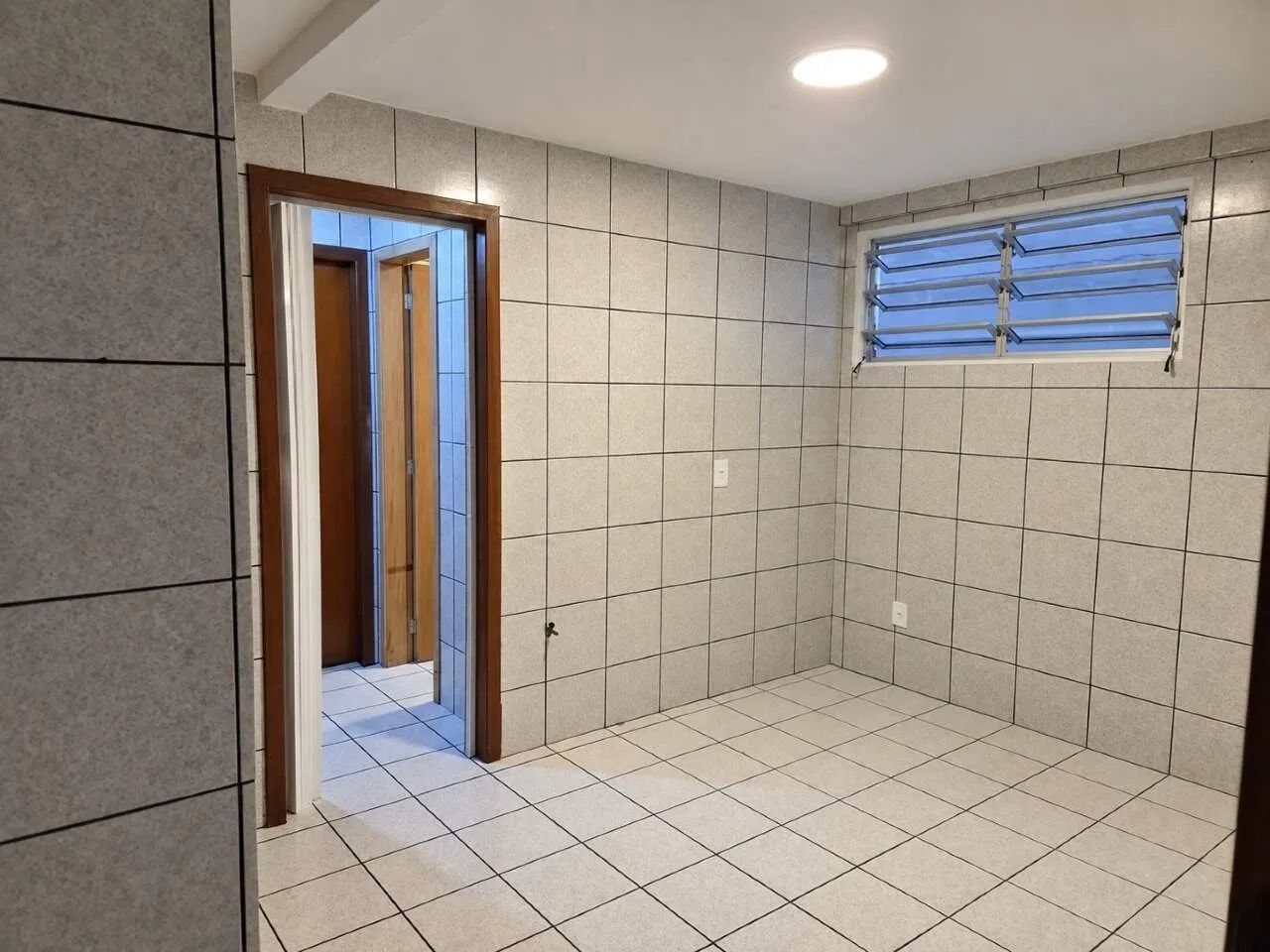 Imóvel comercial e residencial térrea com 49 m² no Centro de Balneário Camboriú - Foto 5