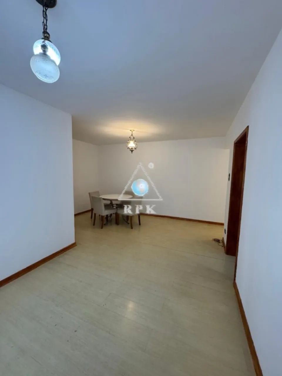 Excelente Apartamento no Centro de Curitiba - Foto 3