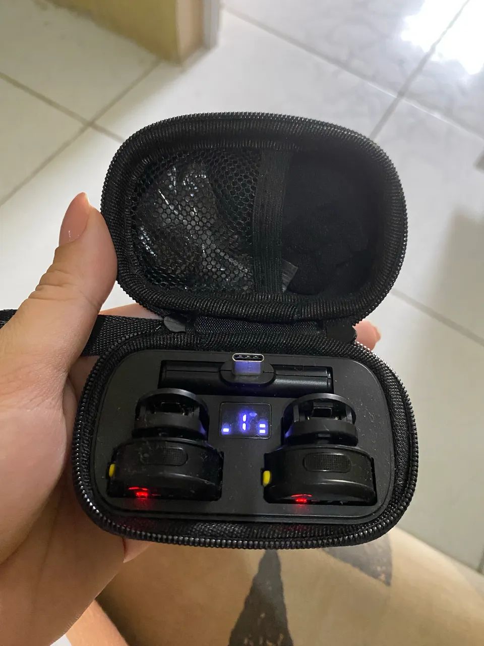 Microfone GOLD pro MCF-38 2 em 1 