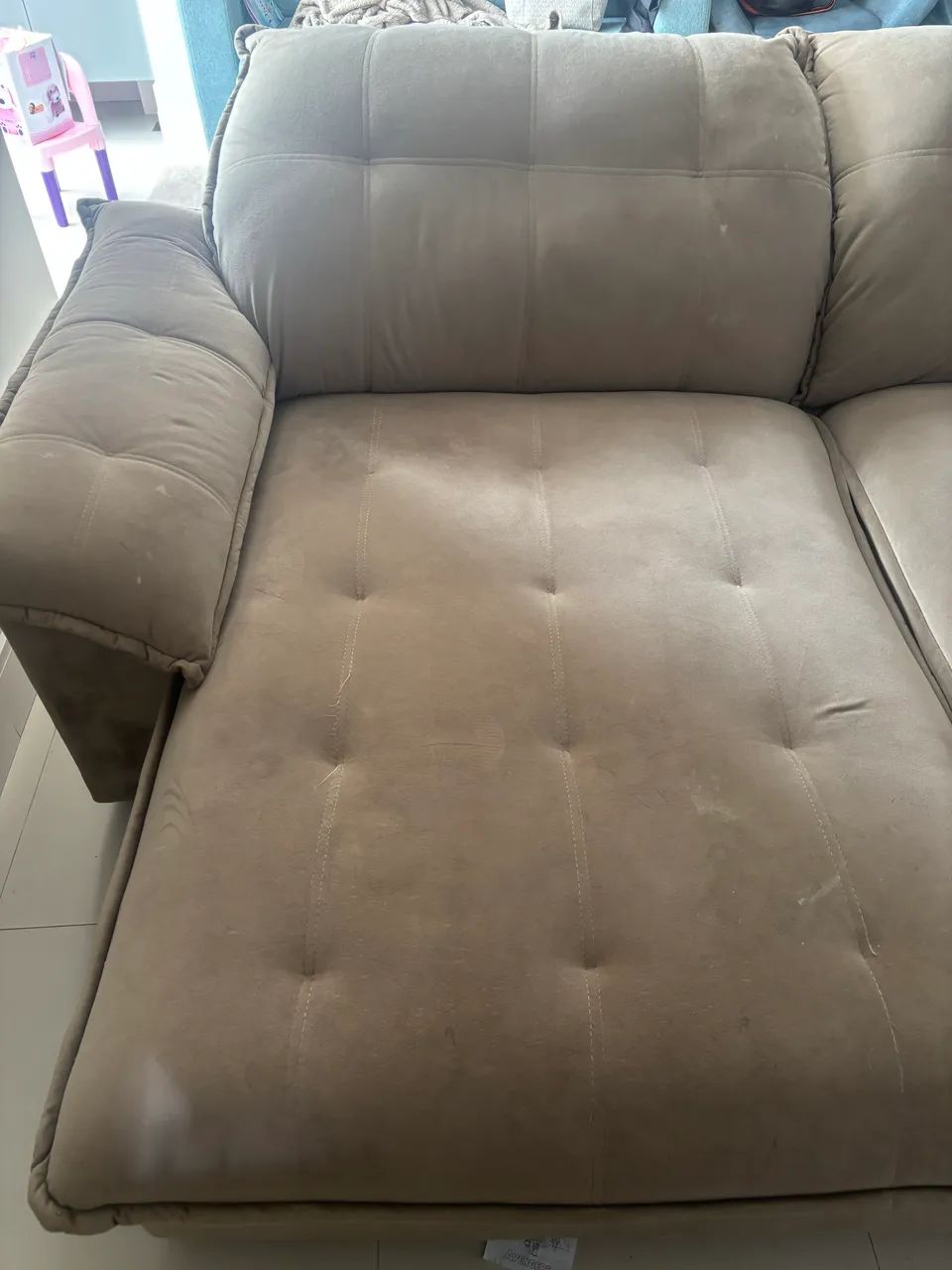 Sofá retrátil bege 