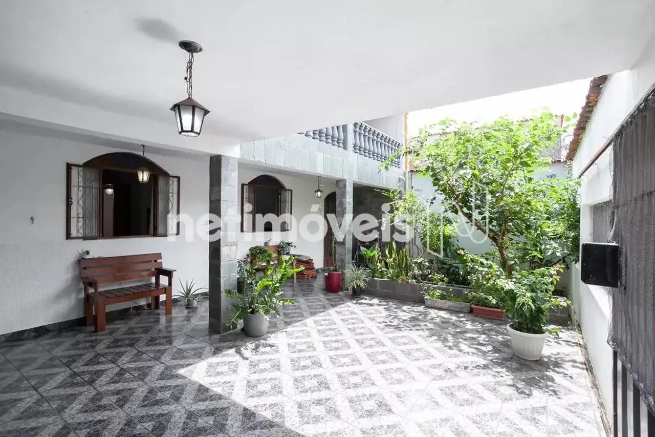 Casa 4 quartos no Conjunto Celso Machado