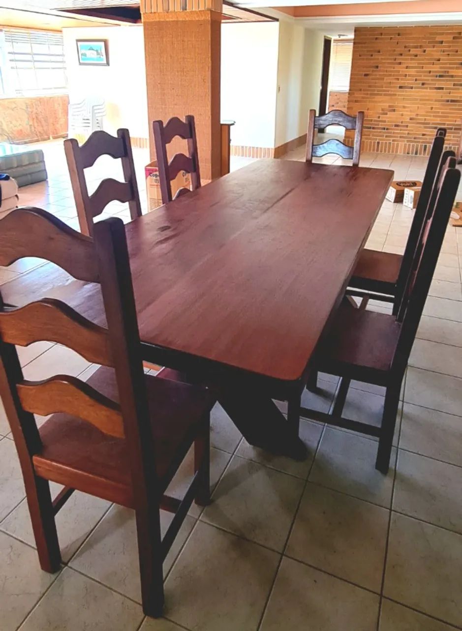 Mesa de jantar 3m madeira maciça 2,5m + 6 cadeiras - Foto 3