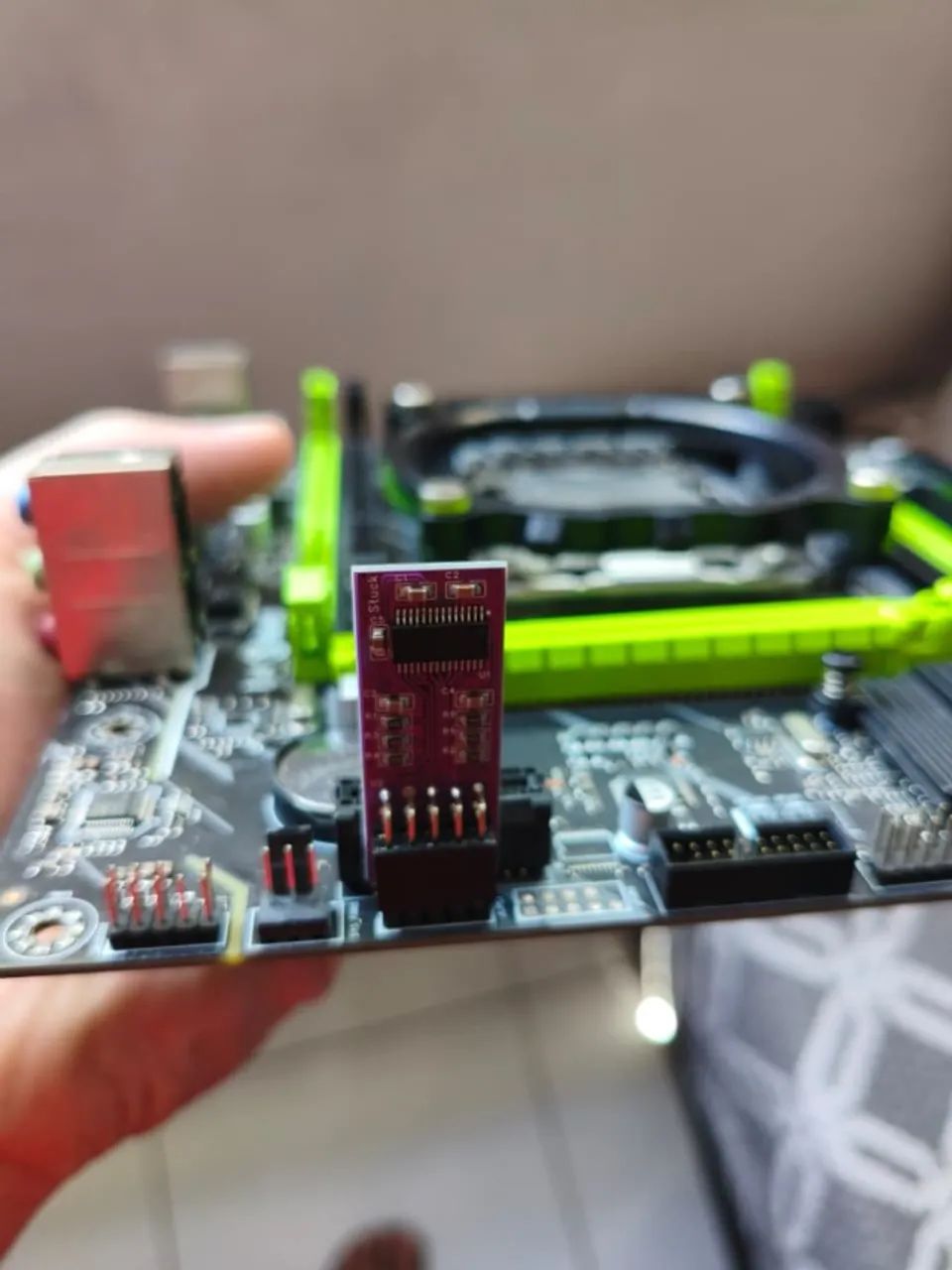 KIT XEON E5 2667 V4 COM TPM 2.0 (SEM MEMÓRIAS) - Foto 3