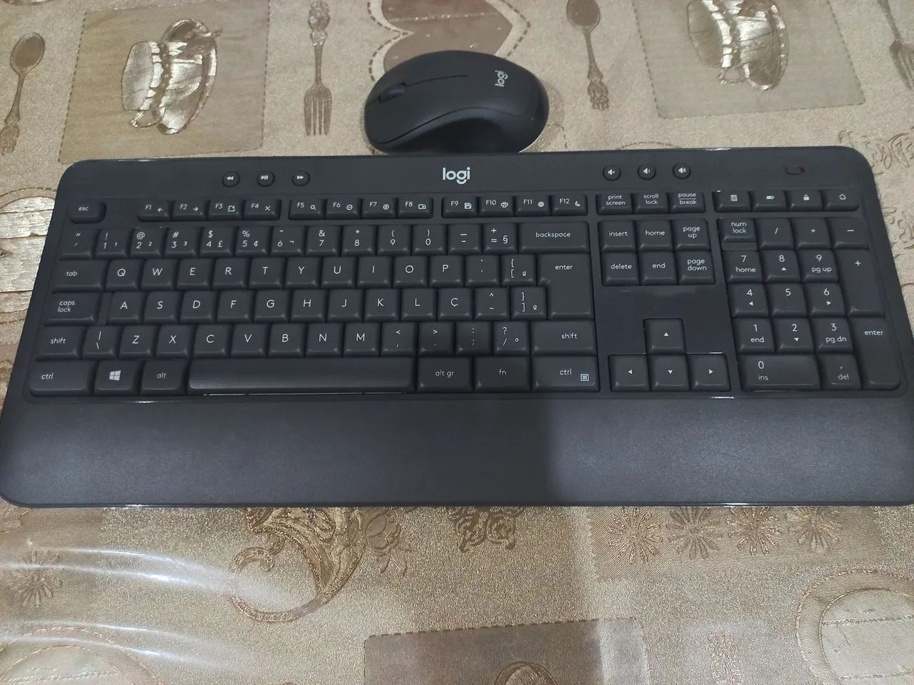 Teclado e mouse sem fio Logitech MK540429414214733015040