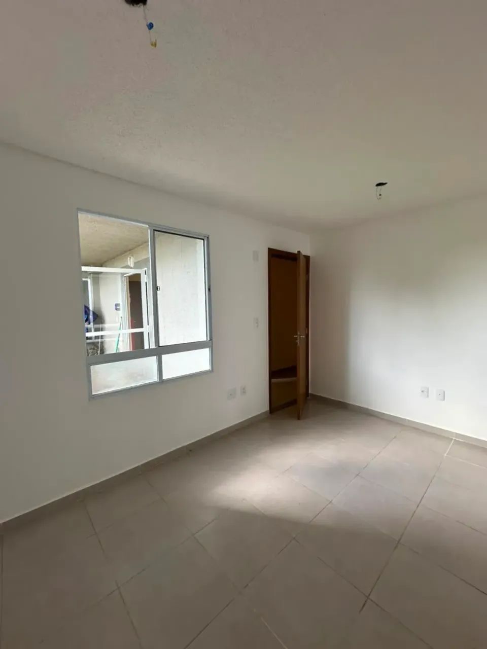 VENDO APARTAMENTO - VISTA DOS LÍRIOS