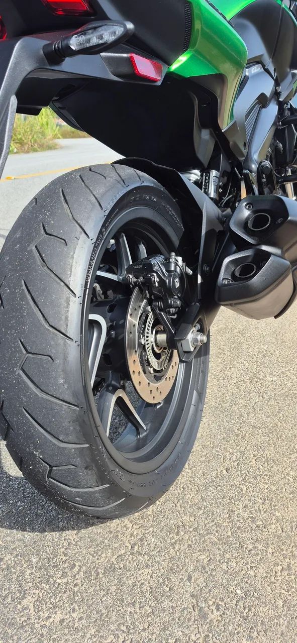 Bajaj Dominar 400 2023 - Foto 4