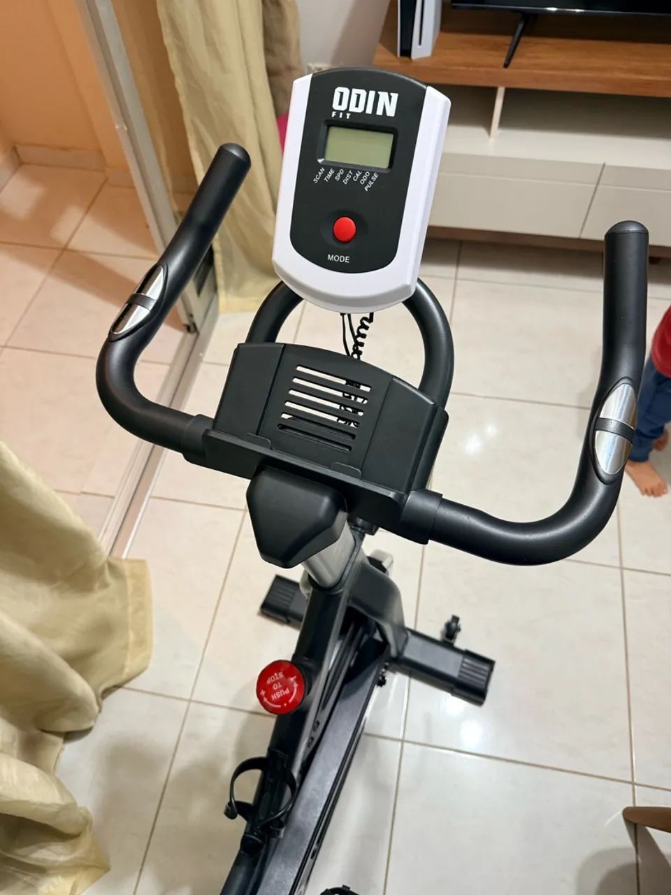 Vendo Bicicleta ergométrica  em ótimo estado. - Foto 5