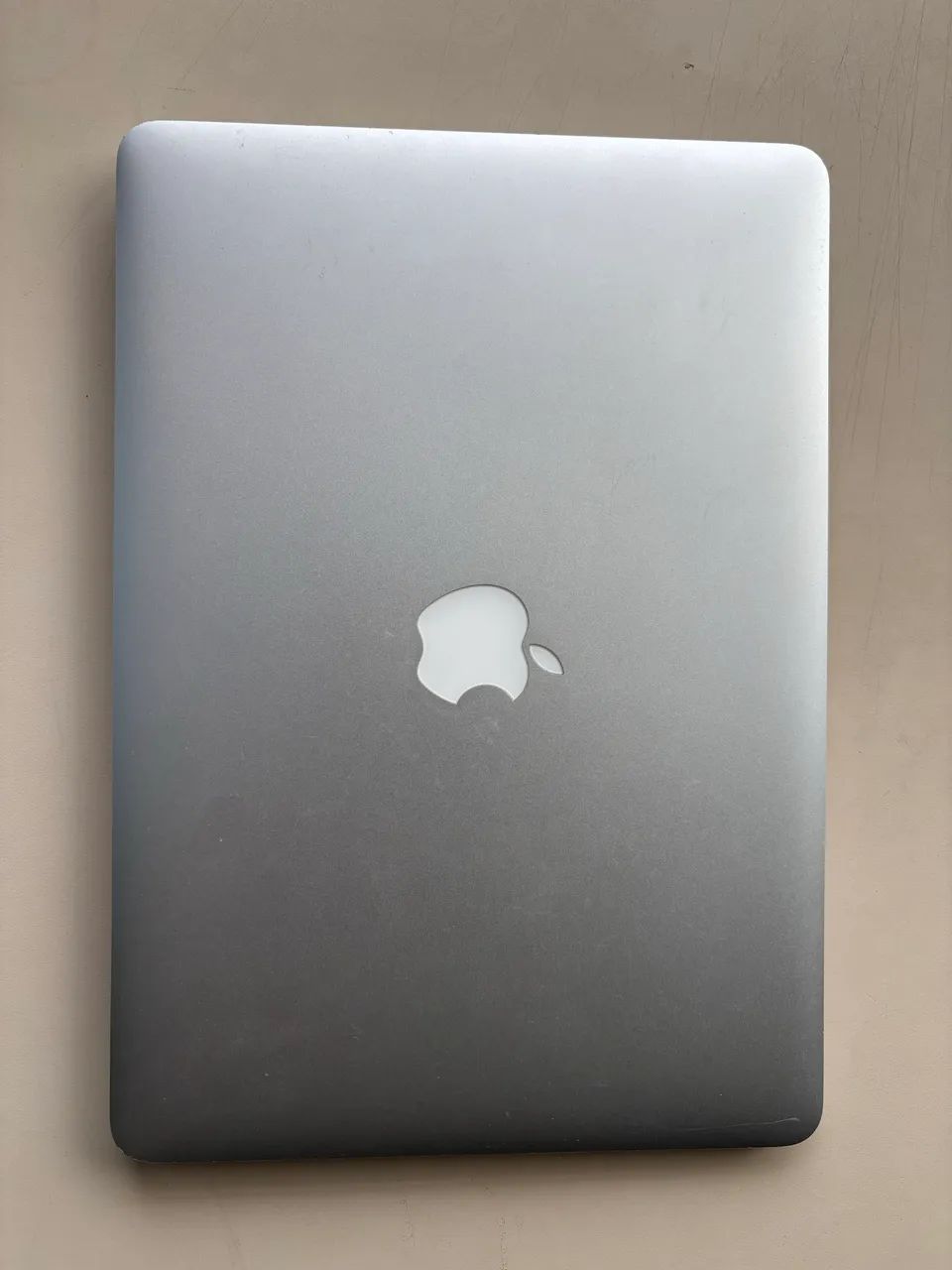 MacBook Air 121GB Versão 10.14.6