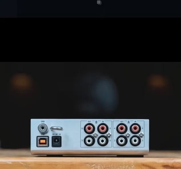 Interface de Audio Dj  Native Instruments Traktor Scratch A6  - Foto 4