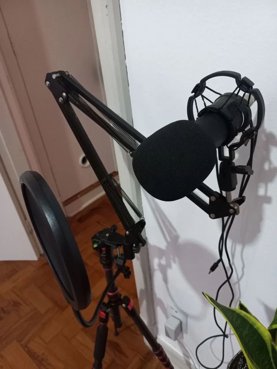 Microfone profissional para criadores de conteúdo 