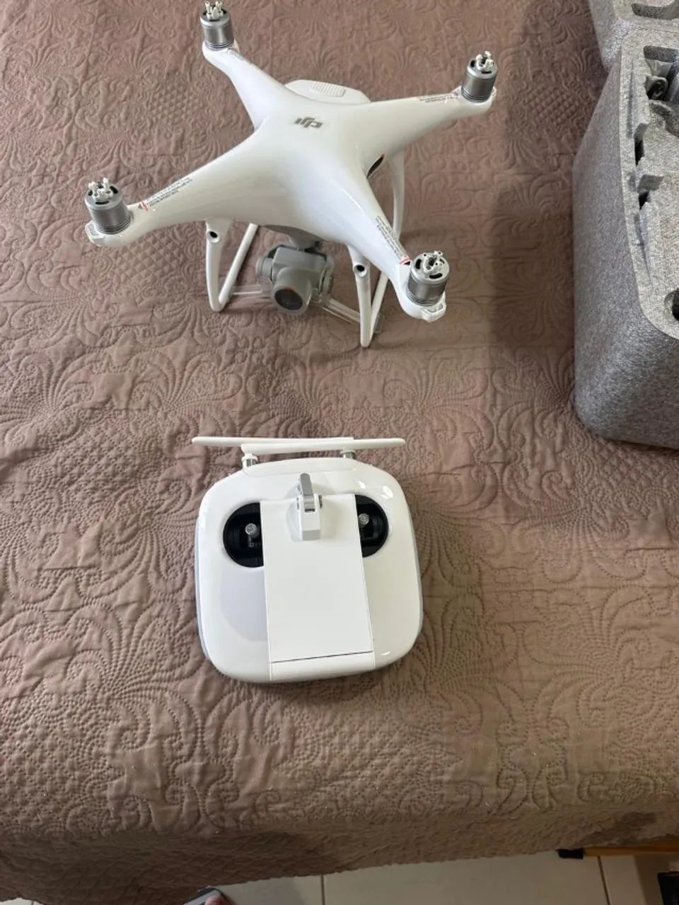 DJI Phantom 4 PRO (NUNCA USADO) - Foto 5