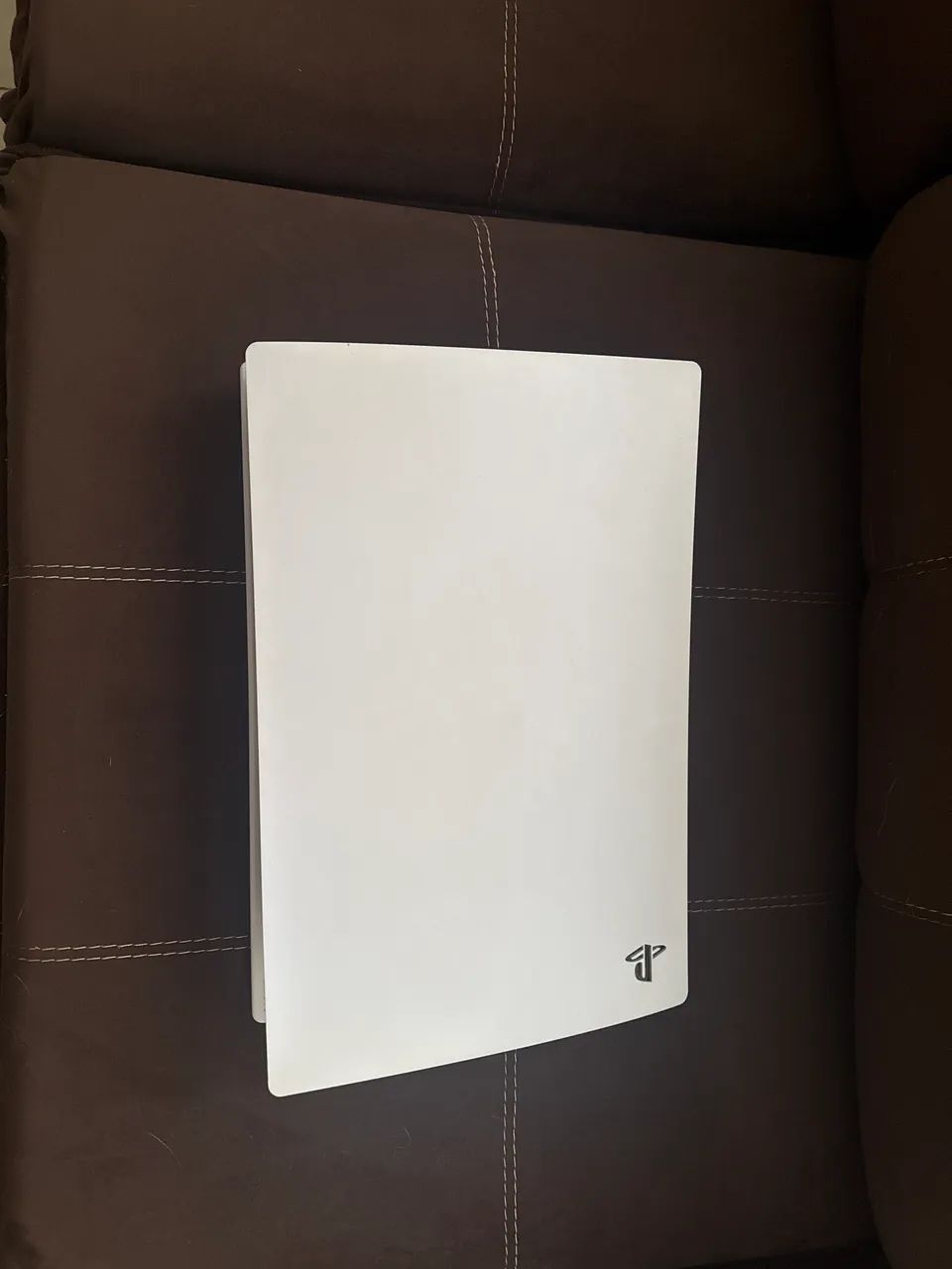 Ps5 825GB com leitor de disco e 2 controles