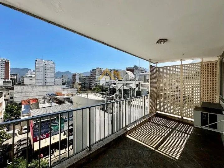 Apartamento com 159m² | 3 quartos| à venda em Ipanema! REF: AP20206