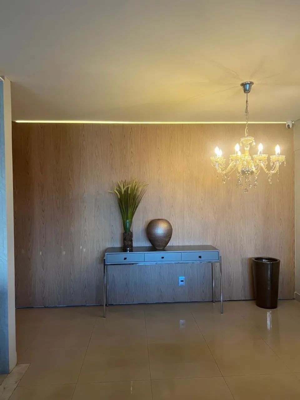 Vendo lustre todo em cristal, cor champagne 