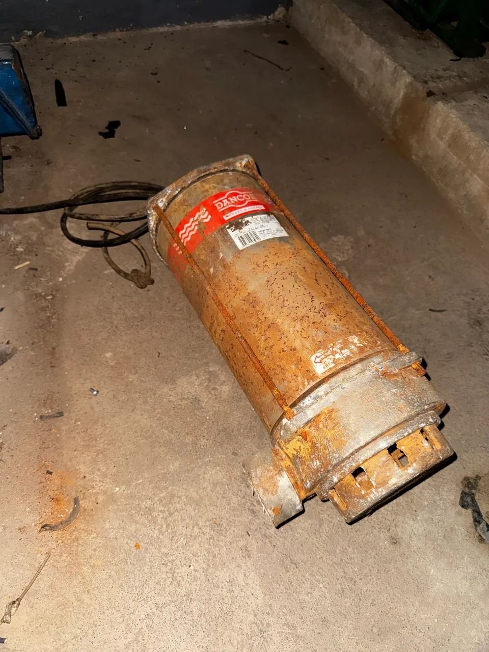 Bomba Submersível Dancor 2203 SDE 2 CV 220V Drenagem Esgotamento