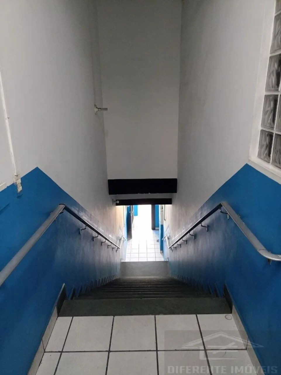 CONJUNTO DE SALA COMERCIAL NO CENTRO DE ITAQUERA 250M² - Foto 4