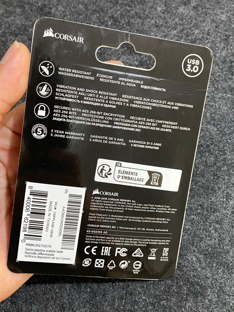 Pendrive com senha Corsair  - Foto 2