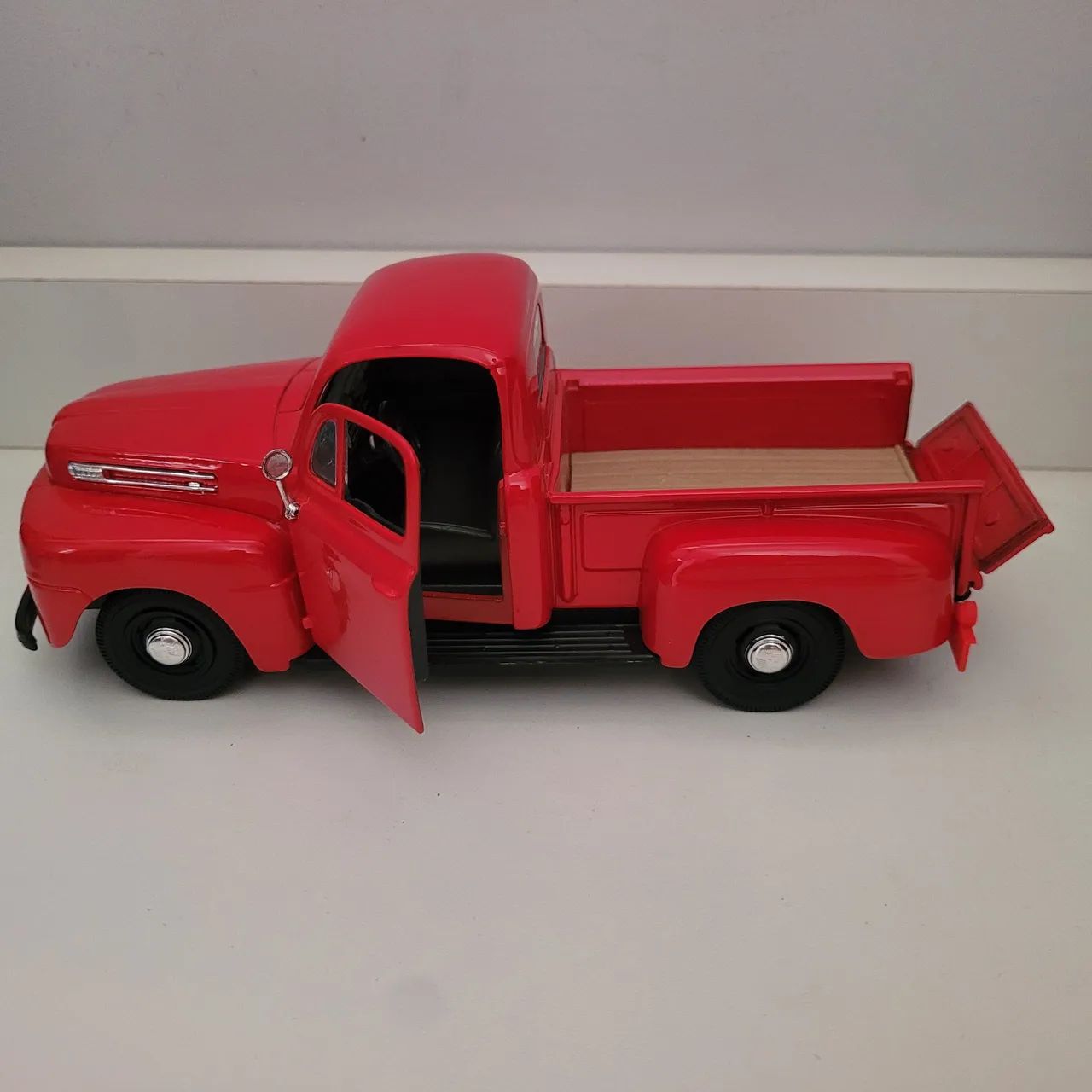 Miniatura pick-up Ford 1/24 - Foto 2