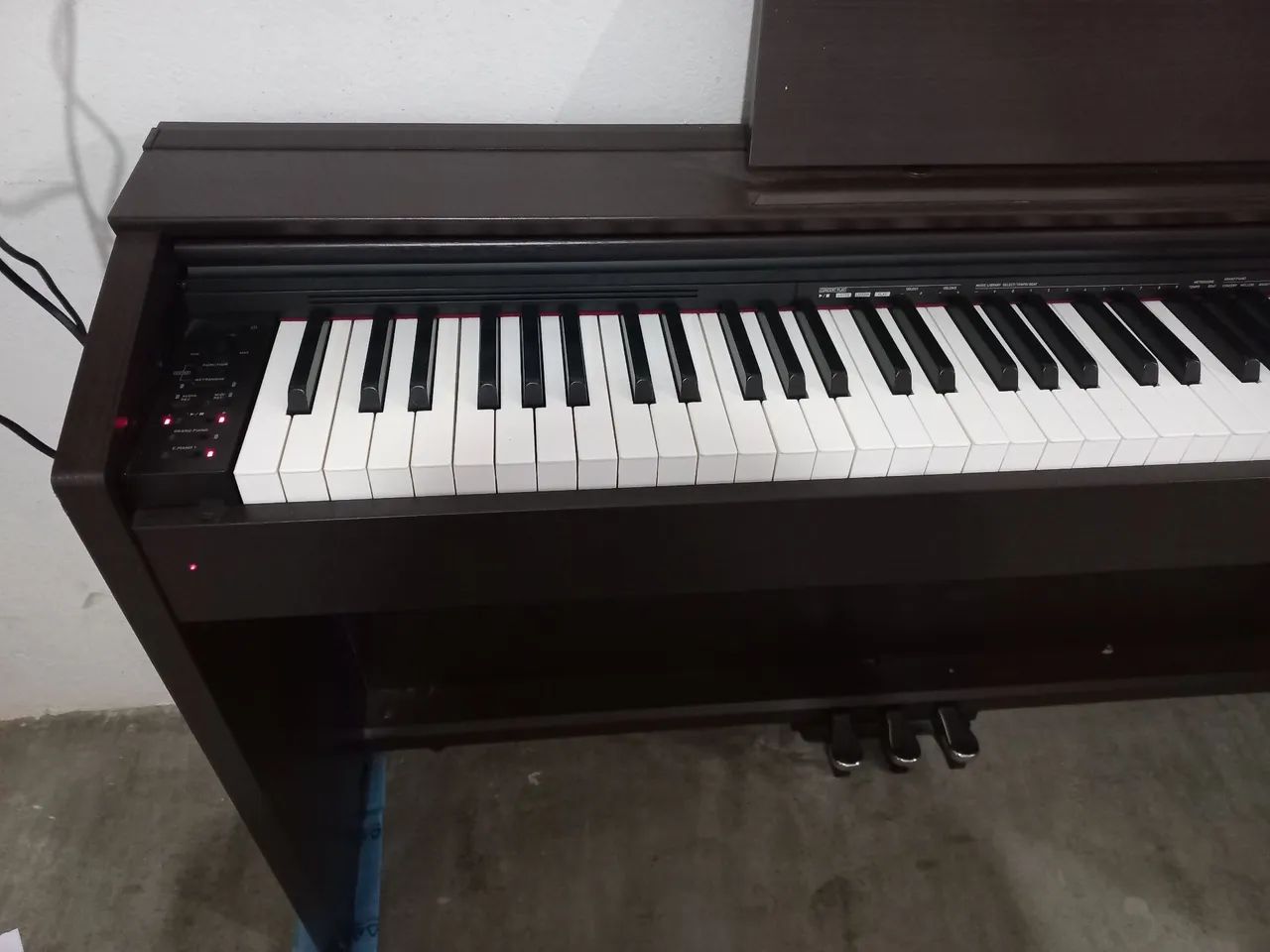 Piano digital Casio  - Foto 3