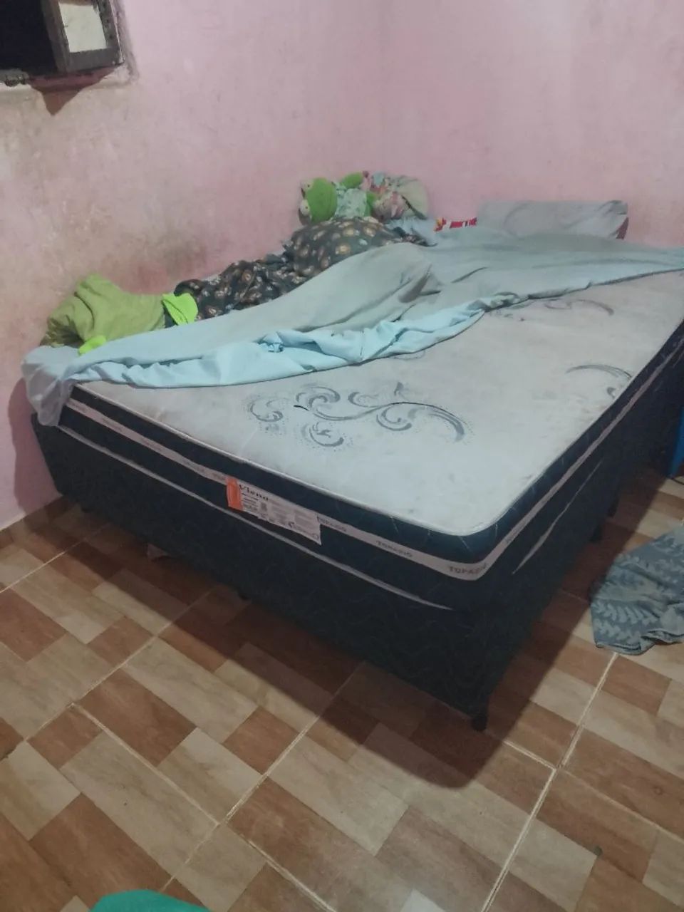 Cama Quim com colchão casal