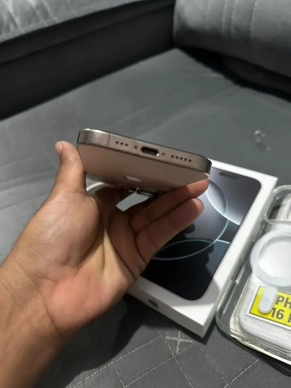 iPhone 16 Pro - Foto 3