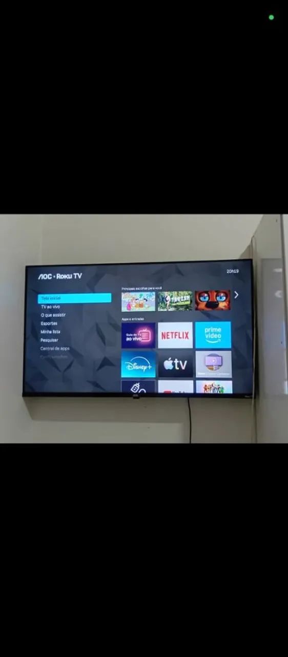 Televisão 42 polegadas semi nova AOC roku