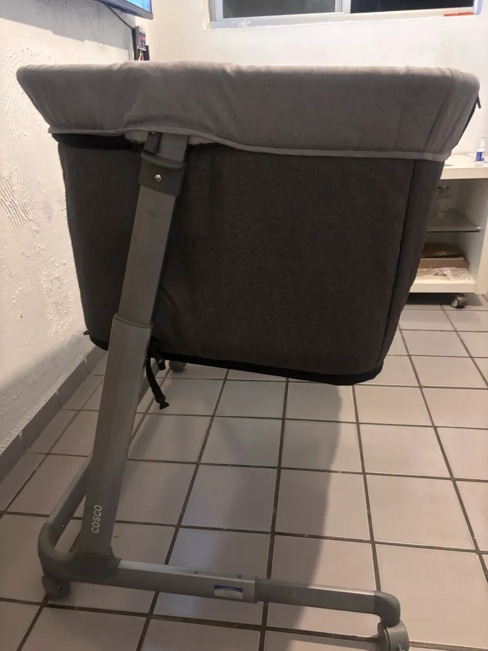 Co-sleeper Crib65581379779586124