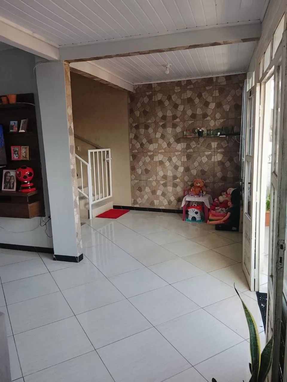 Casa de andar a venda.