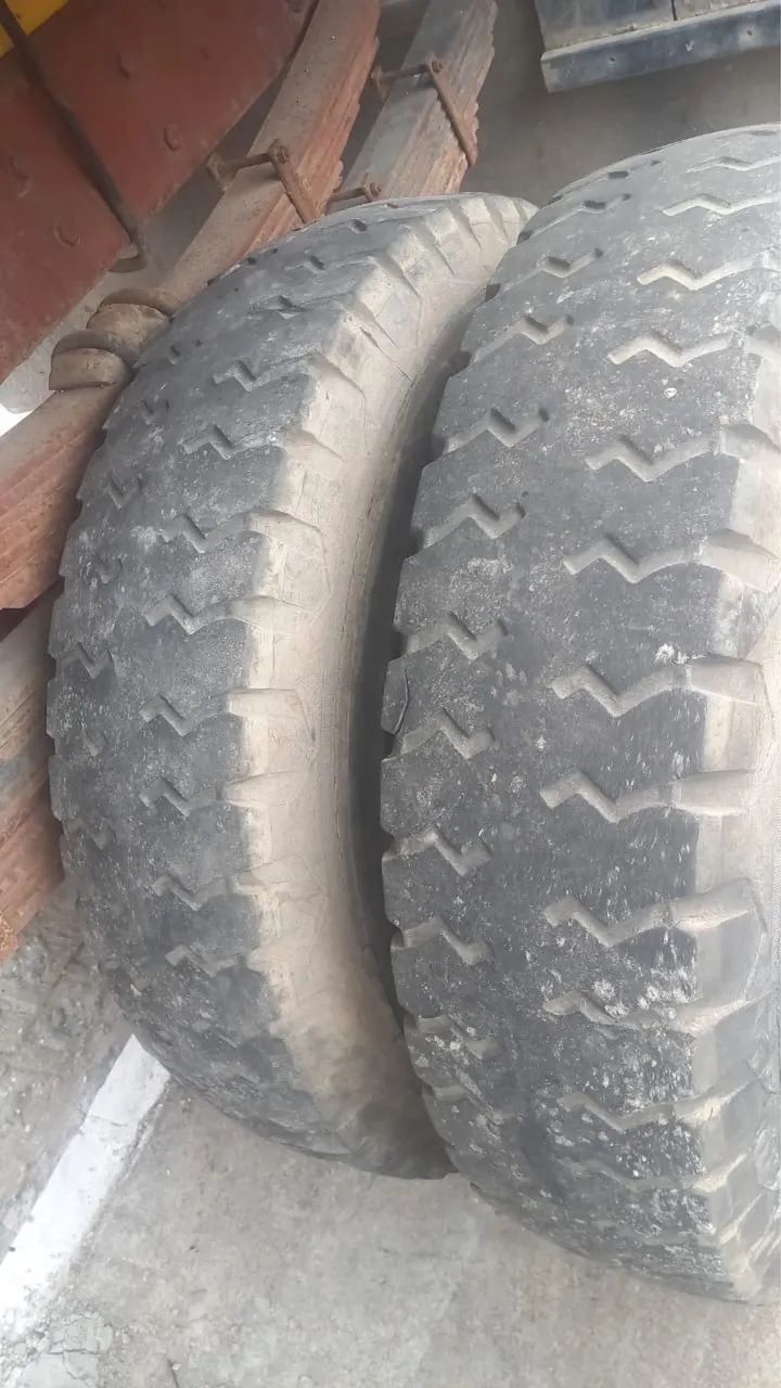 Caminhão carroceria  - Foto 6