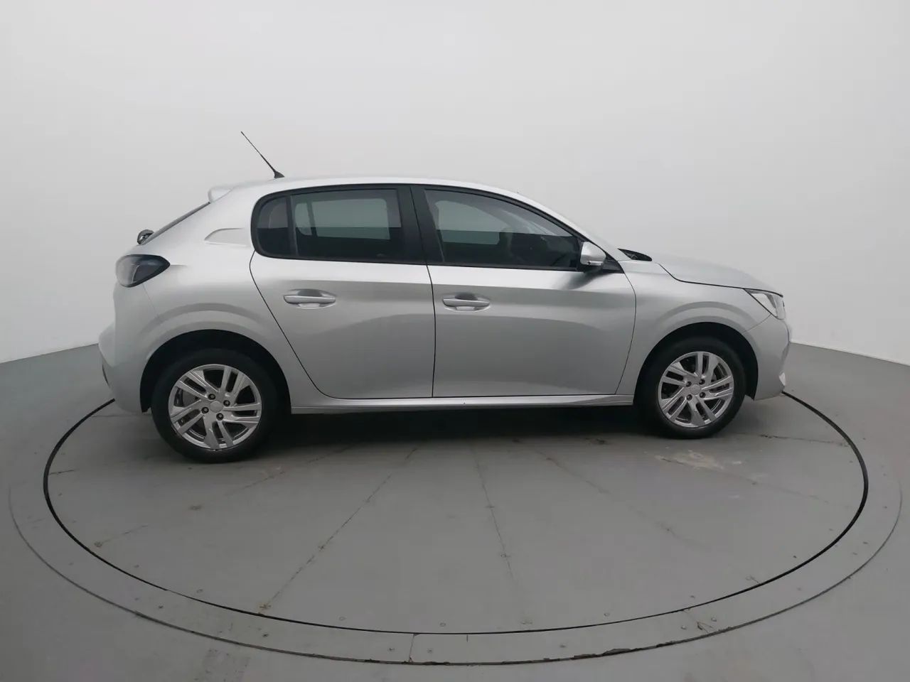 Peugeot 208 Active 1.6 Flex 16V 5p Aut., foto 6 de 18