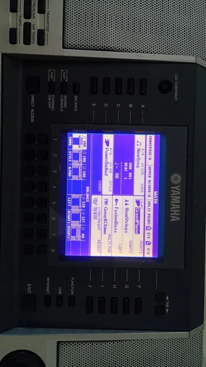 TECLADO YAMAHA PSR - s700  - Foto 4