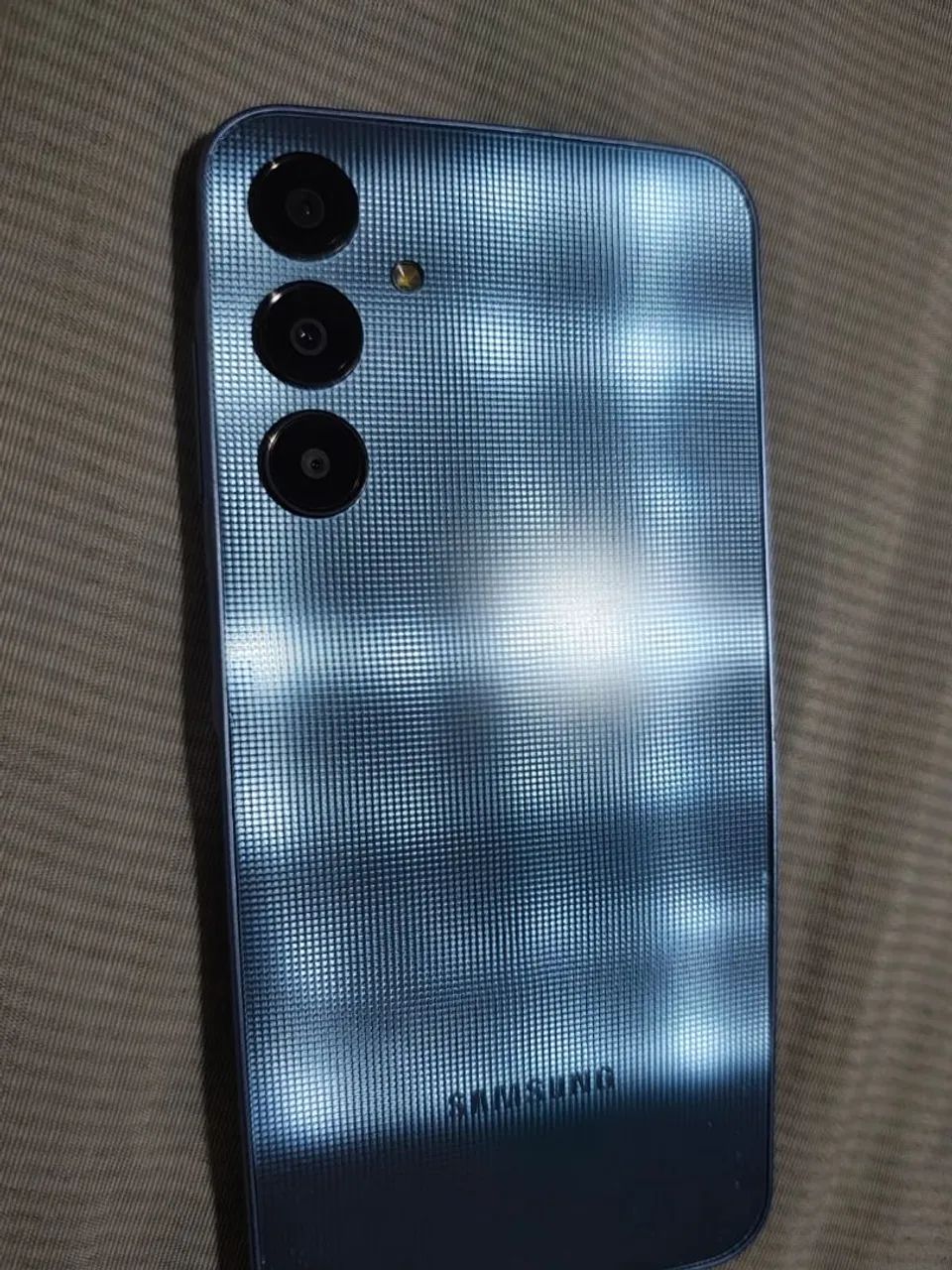 Celular Samsung Galaxy A25 azul  - Foto 2