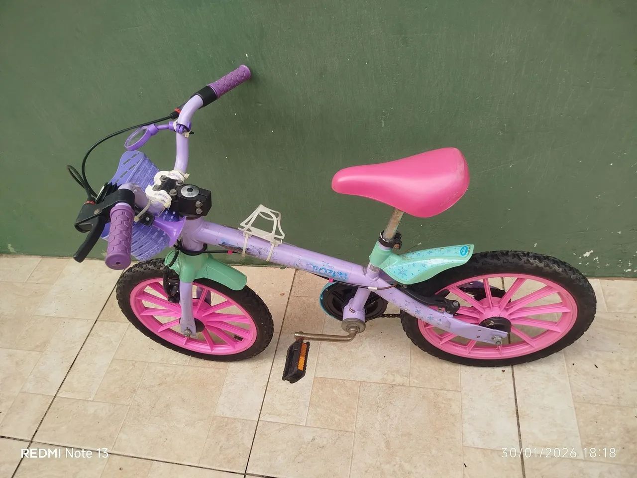 Bicicleta aro 16 com rodinhas