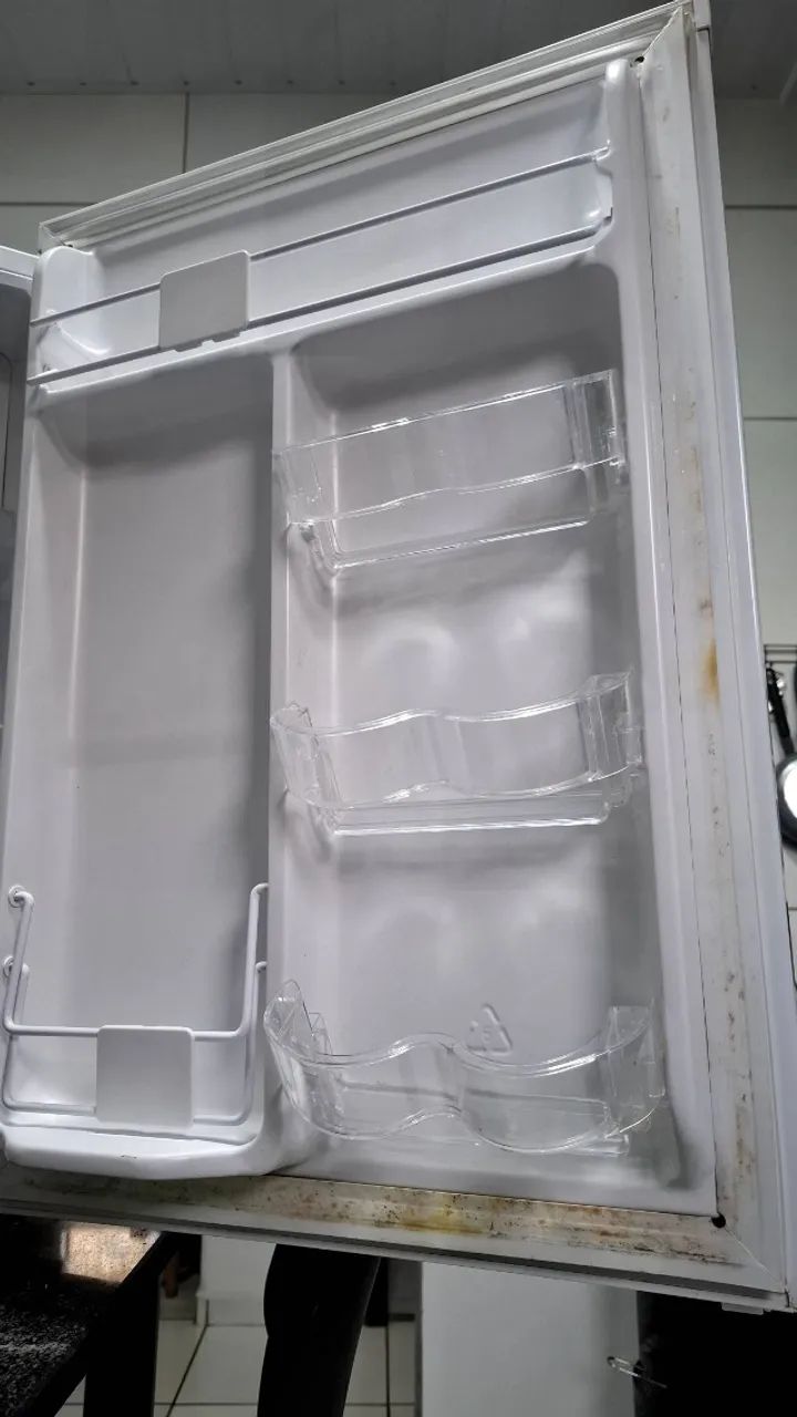 Frigobar semi novo 76L - Foto 5