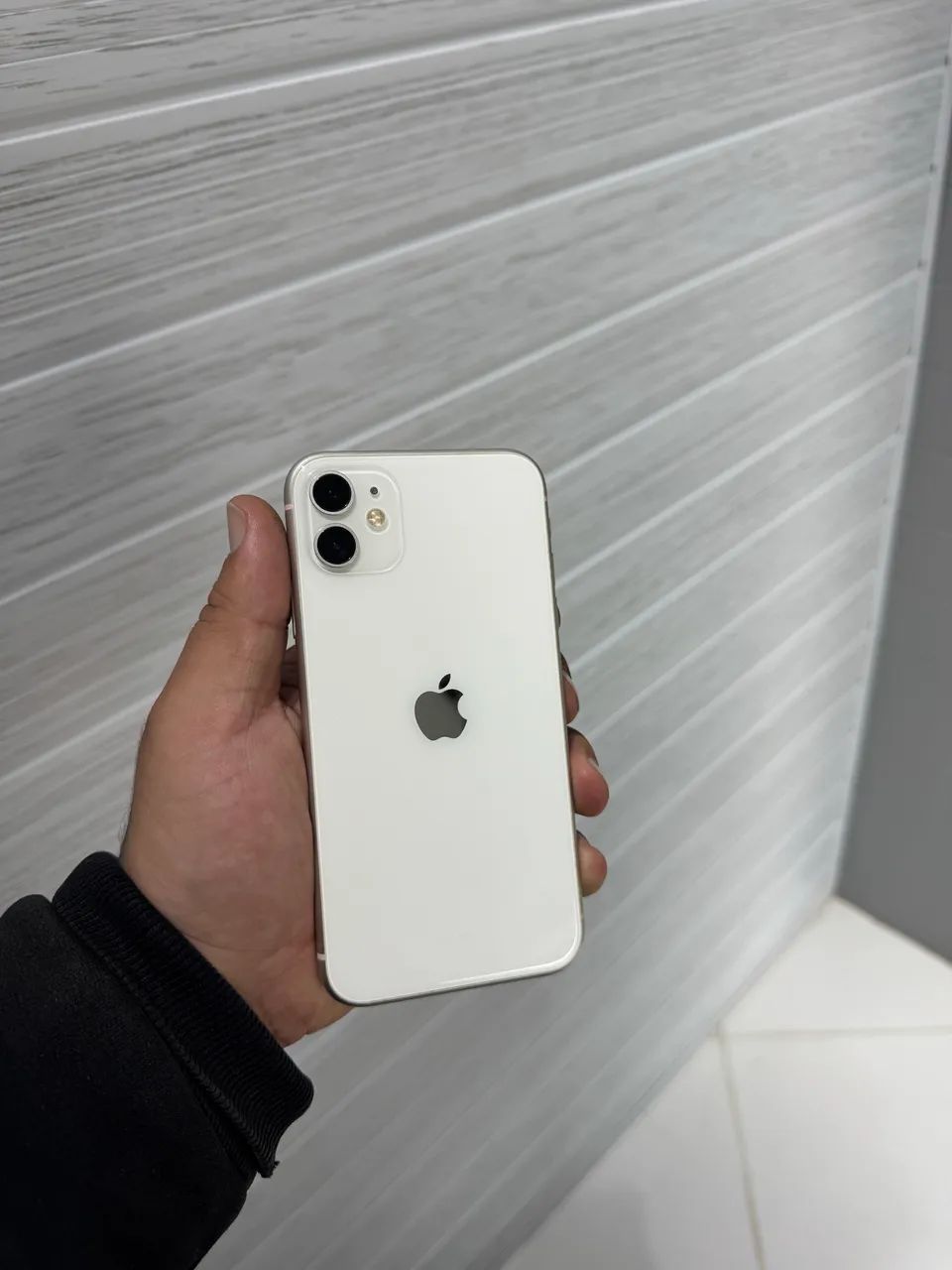 iPhone 11 128gb ?75% - Celulares e Smartphones - Parque Amador iPhone 11 128gb ?75% - Celulares e Smartphones - Parque Amador