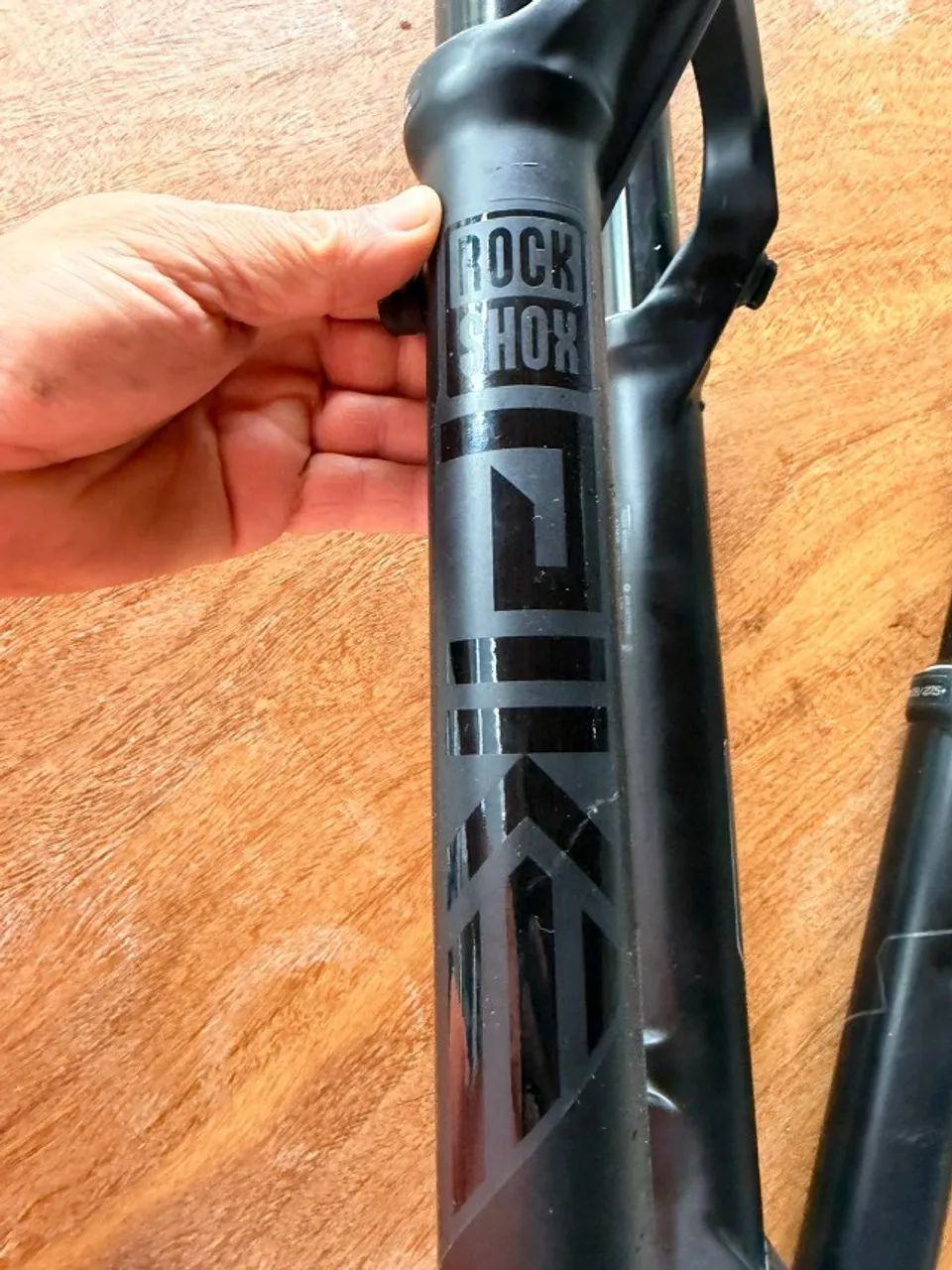 Suspensão RockShox Pike - 140 mm (Nova / Sem uso) - Ciclismo