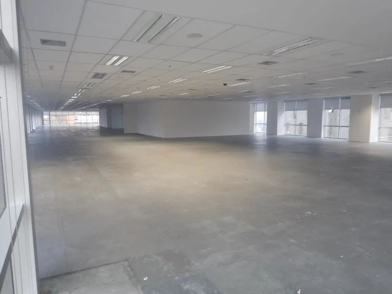 Sala comercial na Rua Lemos Monteiro, 120 - 22º andar  1709 m² - Foto 2