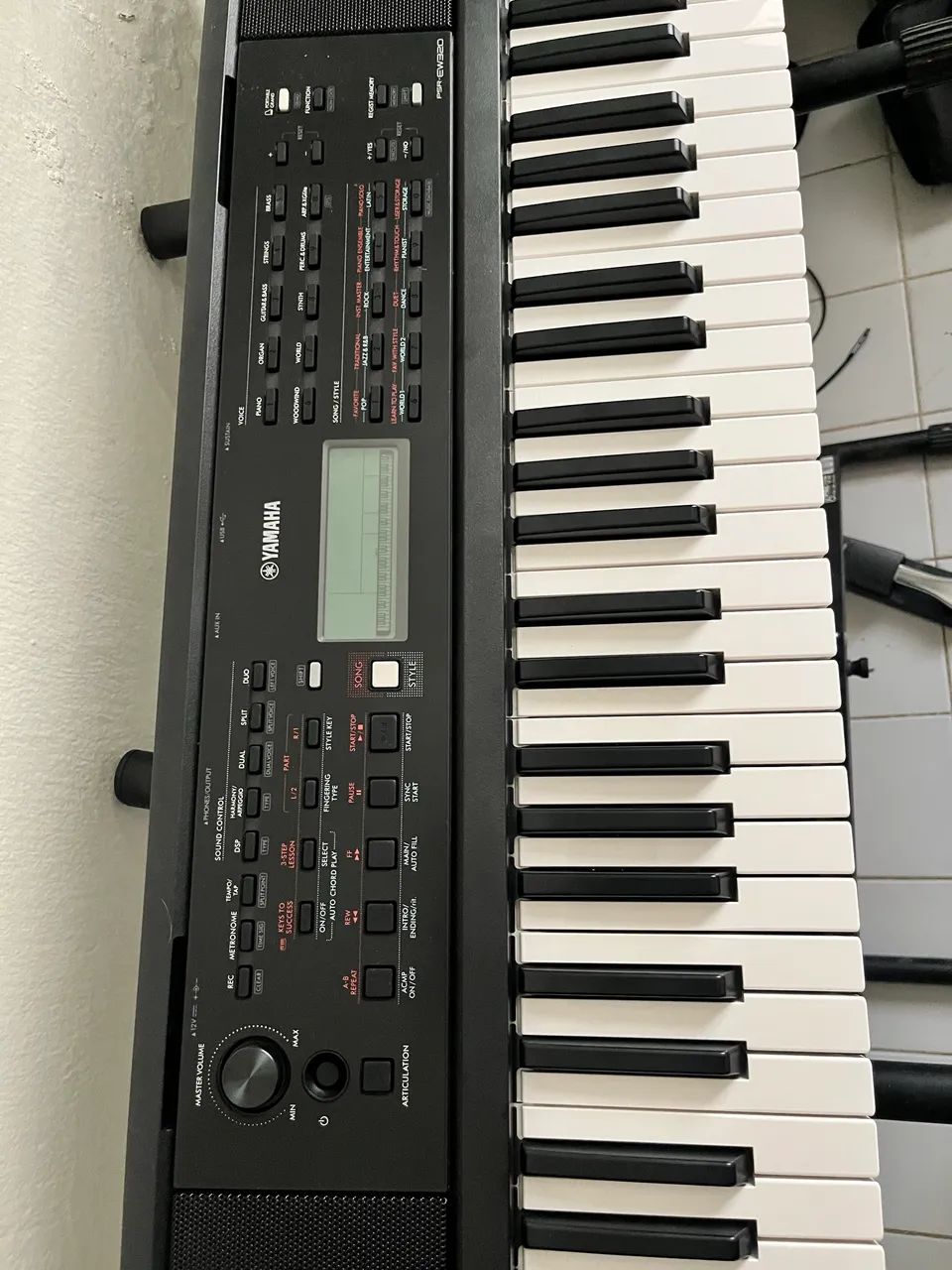 Teclado Yamaha PSR EW320  - Foto 3