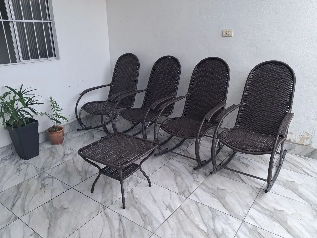 Cadeira de balanço em vime sintético vários modelos 