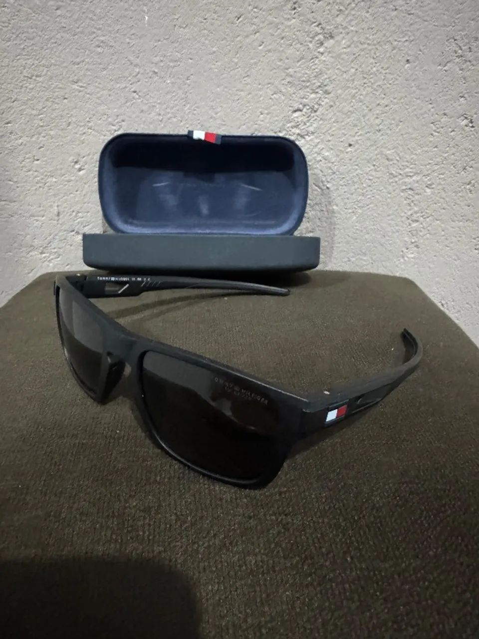 Óculos tommy hilfiger  - Foto 2