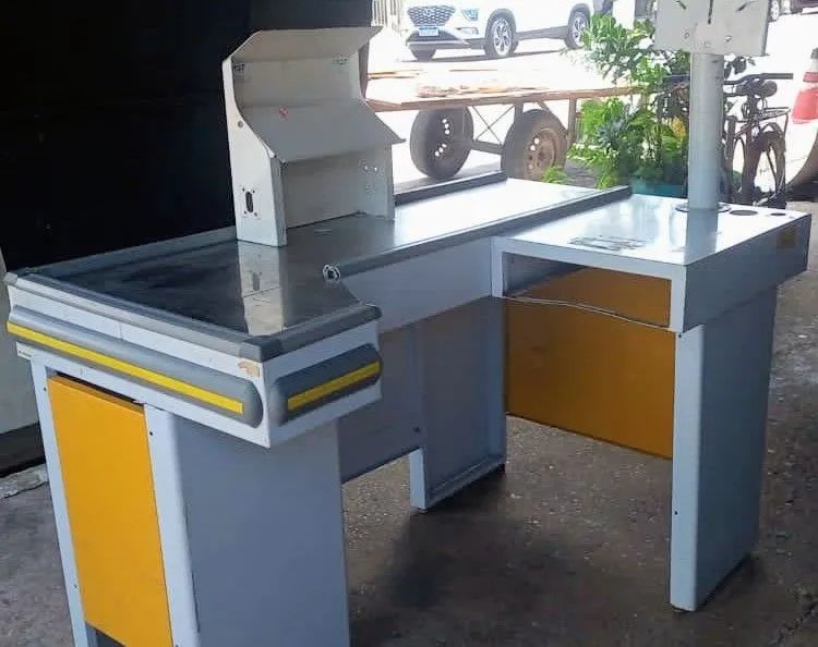 Vendo lindo caixa baixou o preço chama ?