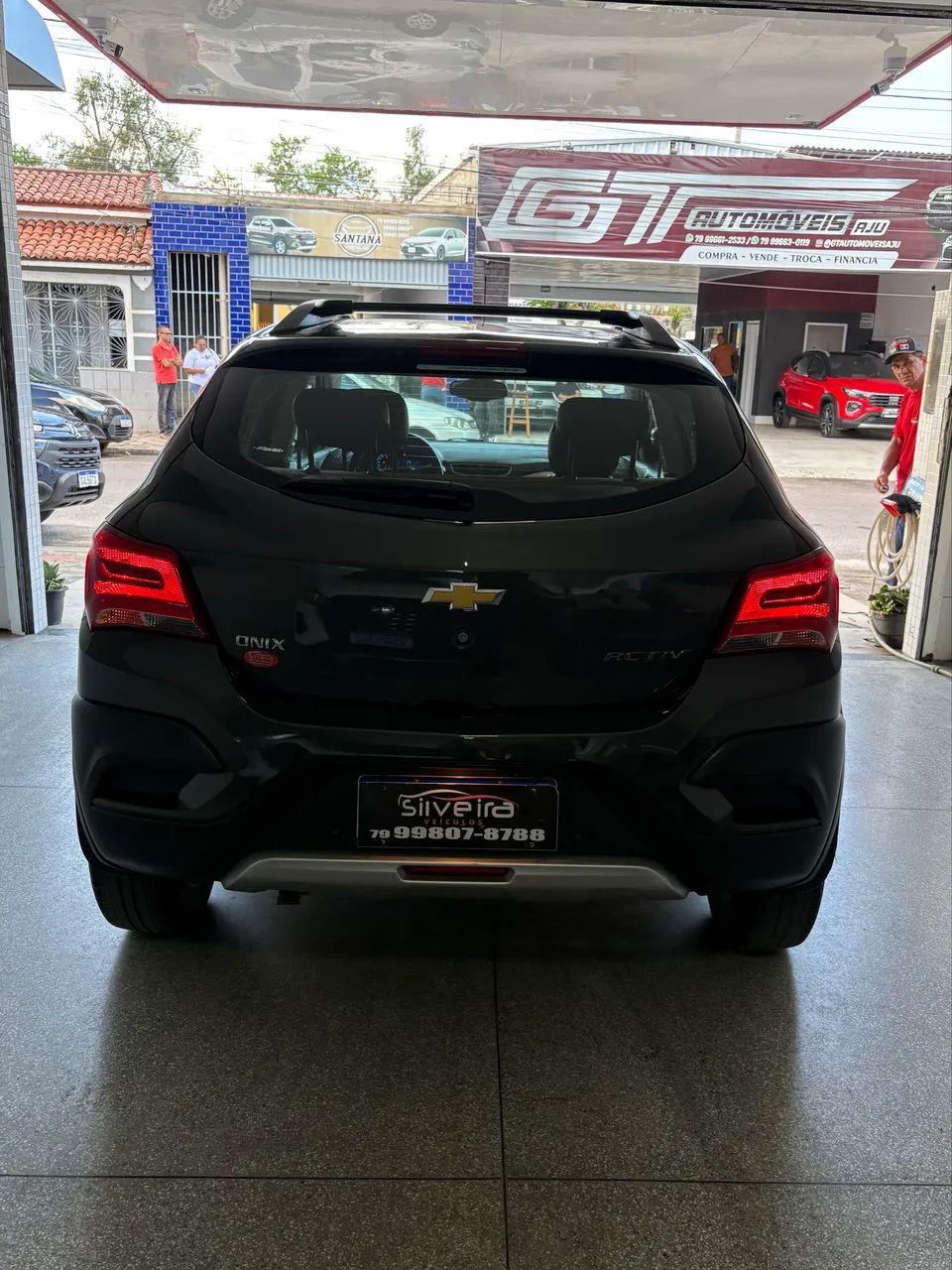 Chevrolet Onix Activ 1.4 8V Flex Mec. 4P 2018 - Foto 5
