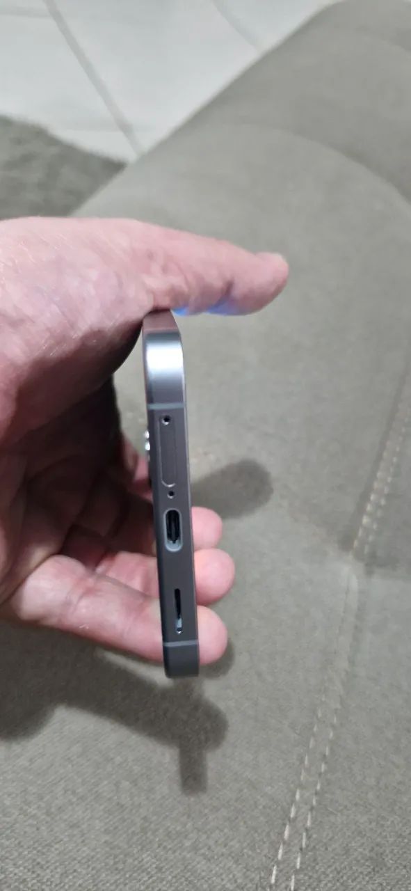 Samsung Galaxy s25 FE  256 GB - Foto 5