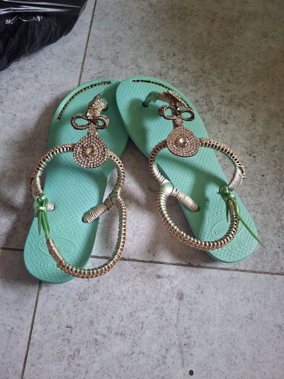 Sandália havaianas verde 