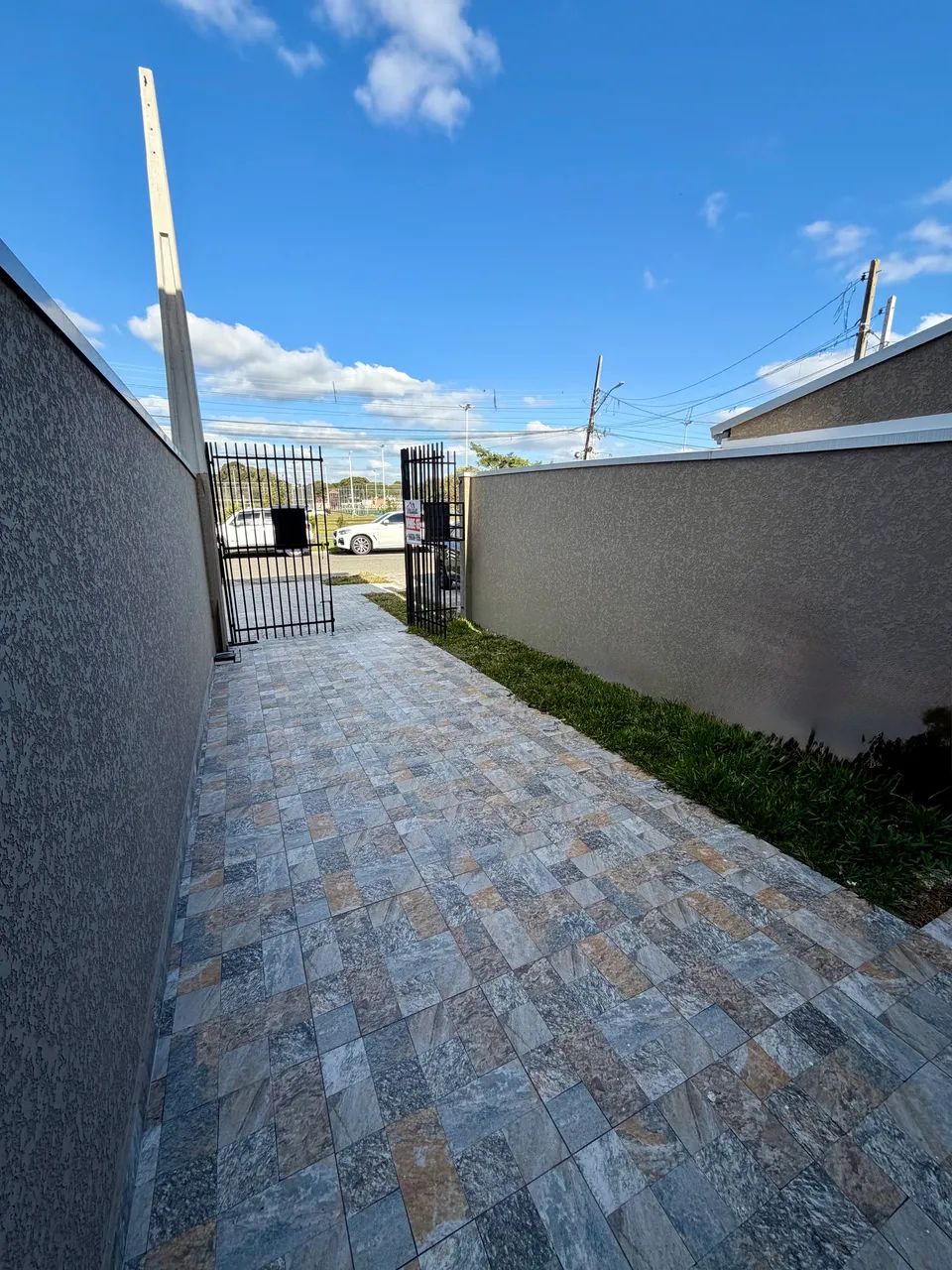 Sobrado com área gourmet e 3 quartos no Sitio Cercado  - Foto 2