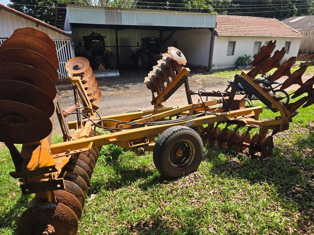 VENDO GRADE NIVELADORA 52 DISCO