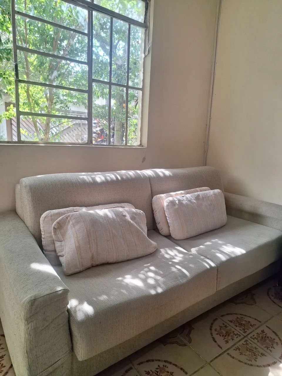 Sofá de 4 lugares 