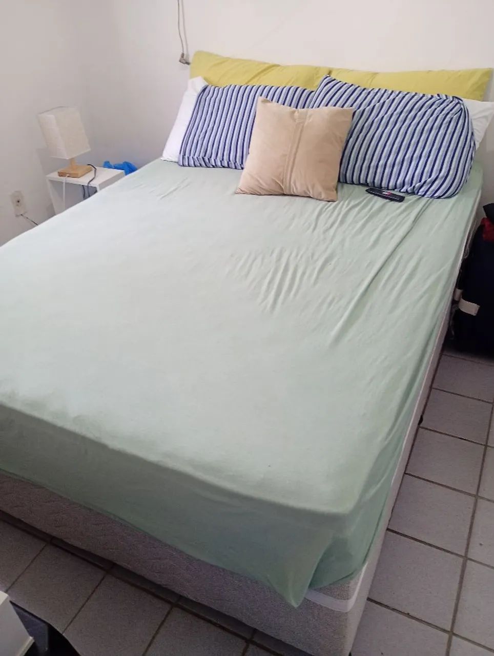 Cama Box de casal  Nova 