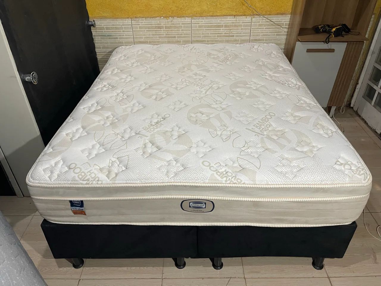 Cama Box Queen Size Simmons Posturest  - Foto 3