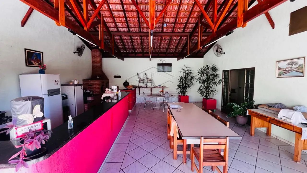 CASA COM ÓTIMA LOCALIZAÇÃO - Foto 3